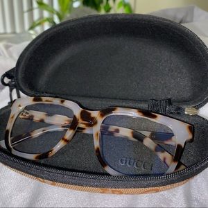 Tortoise Eyeglass Frames